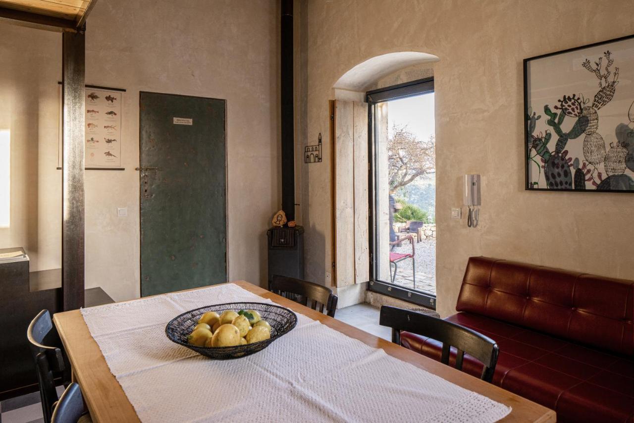 Ferienwohnung Casina Lanterne Marina di Ragusa Exterior foto